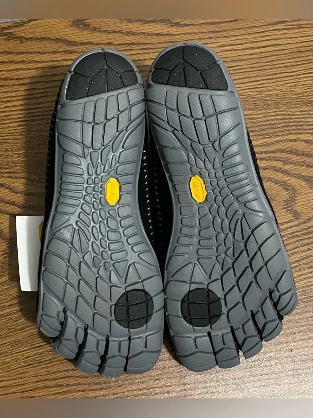 Vibram Black FiveFingers Men's Toe-Style Minimalist Lace-Up Sneakers - Picture 5 of 6